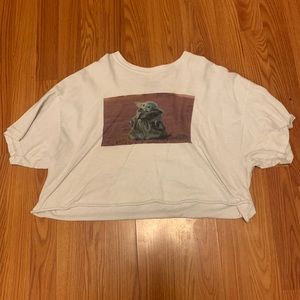 baby yoda cropped oversized tee
